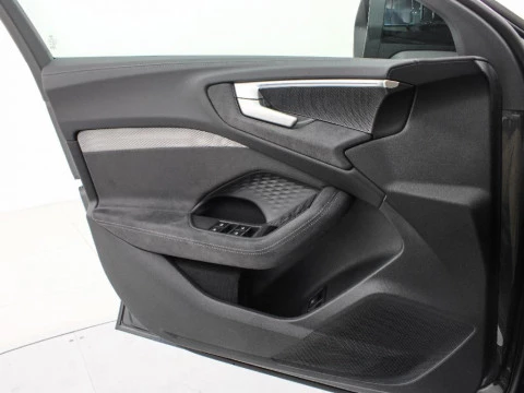 Audi A5 2.0 PHEV E-HYBR QUA 220 BLACK LINE AVANT