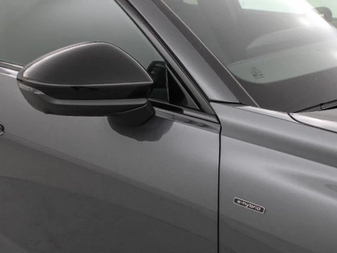 Audi A5 2.0 PHEV E-HYBR QUA 220 BLACK LINE AVANT