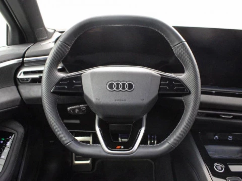Audi A5 2.0 PHEV E-HYBR QUA 220 BLACK LINE AVANT