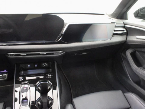 Audi A5 2.0 PHEV E-HYBR QUA 220 BLACK LINE AVANT