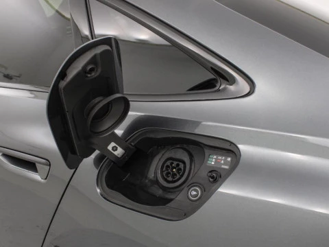 Audi A5 2.0 PHEV E-HYBR QUA 220 BLACK LINE AVANT