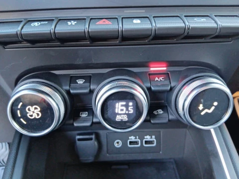 Renault Clio techno Eco-G 100cv (74kW)