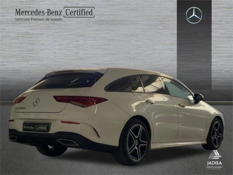 Mercedes-Benz CLA 200 D DCT Shooting Brake
