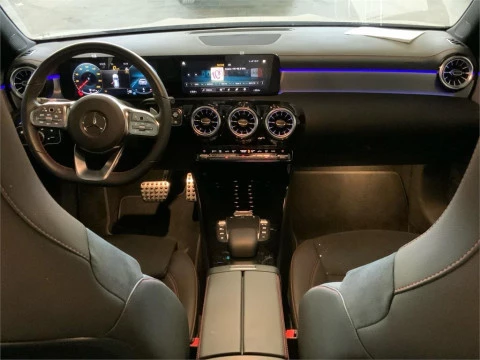 Mercedes-Benz CLA 200 D DCT Shooting Brake