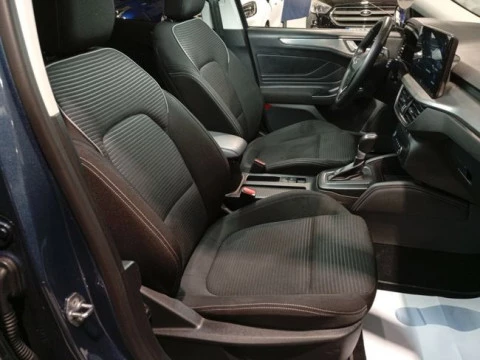 Ford Focus 1.0 Ecoboost MHEV 92kW ST-Line Auto SB