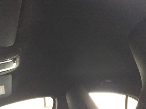 Mercedes-Benz GLA  200 d