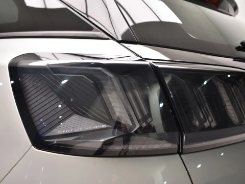 Peugeot 3008 Hybrid 225 e-EAT8 GT