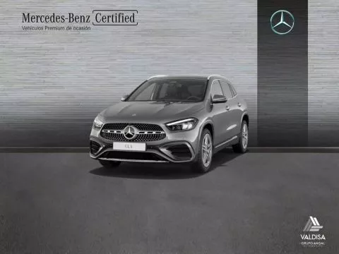 Mercedes-Benz GLA 200 D Mercedes-Benz GLA 200 D