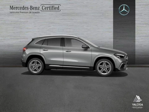 Mercedes-Benz GLA 200 d