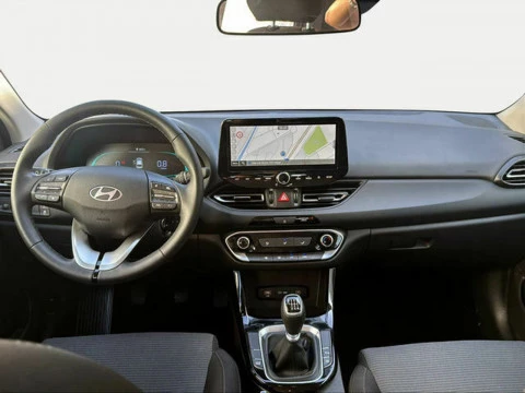 Hyundai i30 1.0 TGDI 48V Klass 74 kW (100 CV)