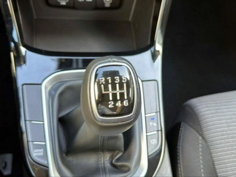 Hyundai i30 1.0 TGDI 48V Klass 74 kW (100 CV)