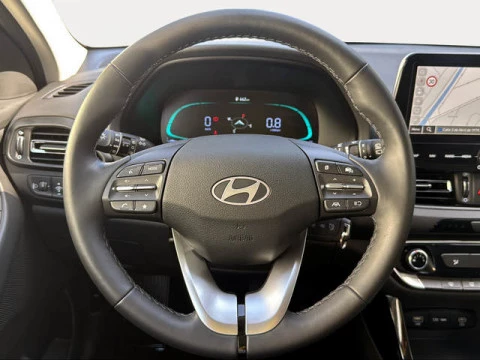 Hyundai i30 1.0 TGDI 48V Klass 74 kW (100 CV)