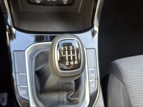 Hyundai i30 1.0 TGDI 48V Klass 74 kW (100 CV)