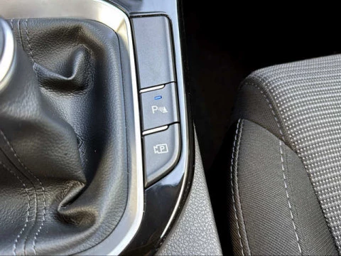 Hyundai i30 1.0 TGDI 48V Klass 74 kW (100 CV)