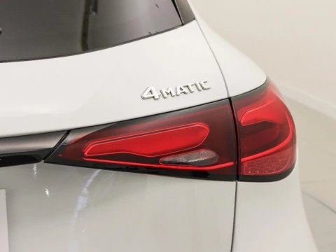 Mercedes-Benz Clase GLC 2.0 GLC 300 E PHEV AUTO 4MATIC 313 5P