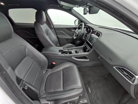 Jaguar F-Pace 2.0L i4D 132kW R-Sport Auto