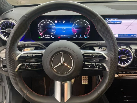 Mercedes-Benz Clase A 200 d Compacto