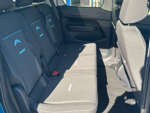 Ford Tourneo Connect 1.5 Ecoboost PHEV Active Auto