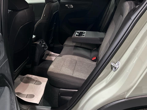 Volvo XC40 CORE, B3 MILD HYBRID GASOLINA CON P. DRIVER