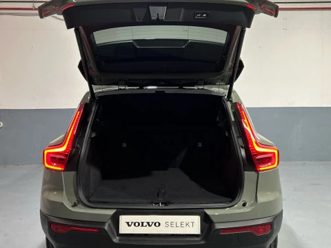 Volvo XC40 CORE, B3 MILD HYBRID GASOLINA CON P. DRIVER