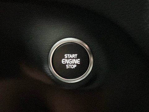 Volvo XC40 CORE, B3 MILD HYBRID GASOLINA CON P. DRIVER