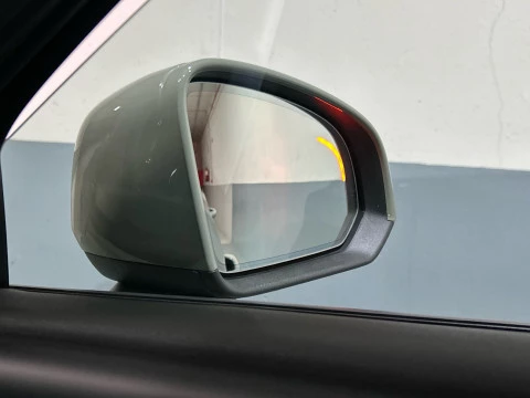 Volvo XC40 CORE, B3 MILD HYBRID GASOLINA CON P. DRIVER