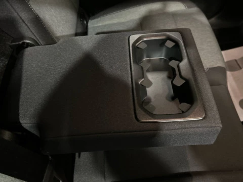 Volvo XC40 CORE, B3 MILD HYBRID GASOLINA CON P. DRIVER