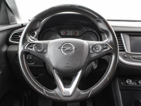 Opel Grandland X 1.5 CDTI 130 5P