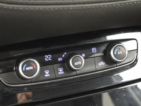 Opel Grandland X 1.5 CDTI 130 5P