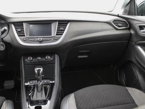 Opel Grandland X 1.5 CDTI 130 5P