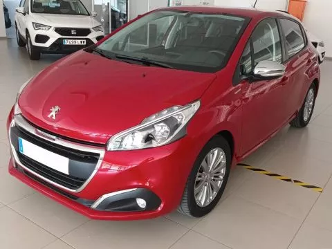 Peugeot 208 1.2 PURETECH 60KW STYLE 5P Peugeot 208 1.2 PURETECH 60KW STYLE 5P