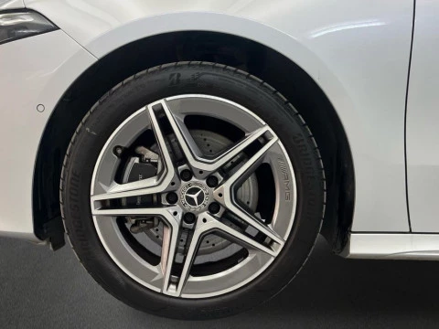 Mercedes-Benz Clase A 250 e Compacto