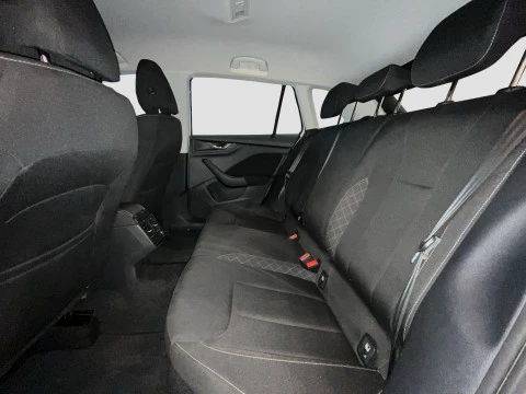 Skoda Kamiq 1.0 TSI 81kW (110CV) DSG Ambition
