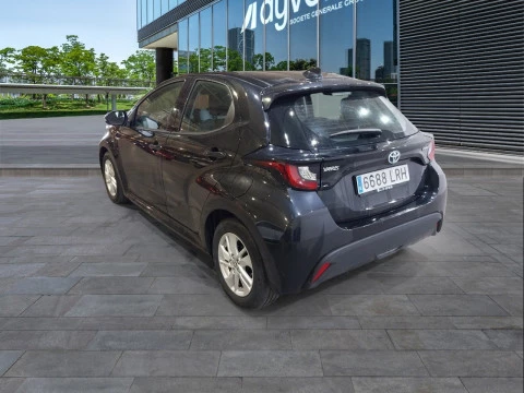 Toyota Yaris 1.5 120H Business Plus