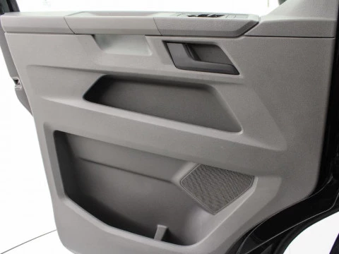 Volkswagen Caravelle 2.0 TDI BMT SWB ORIGIN 150CV 4P 8 PLAZAS