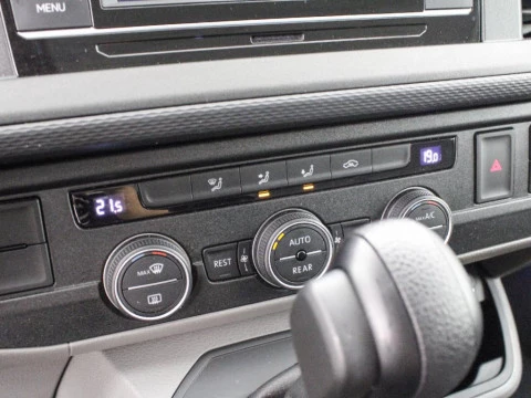 Volkswagen Caravelle 2.0 TDI BMT SWB ORIGIN 150CV 4P 8 PLAZAS