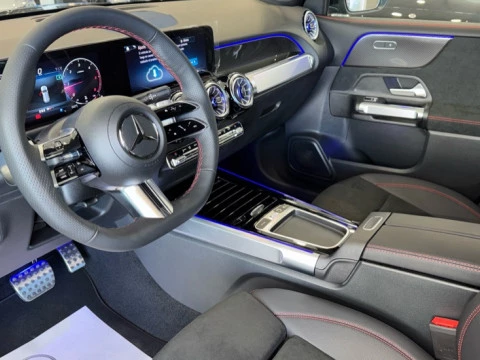 Mercedes-Benz GLB  200 d