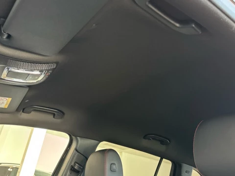 Mercedes-Benz GLB  200 d