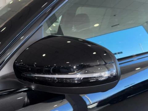 Mercedes-Benz GLB  200 d