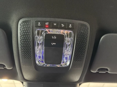 Mercedes-Benz GLB  200 d