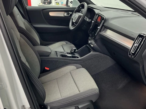 Volvo XC40 XC40 Core, B3 Mild Hybrid, Gasolina