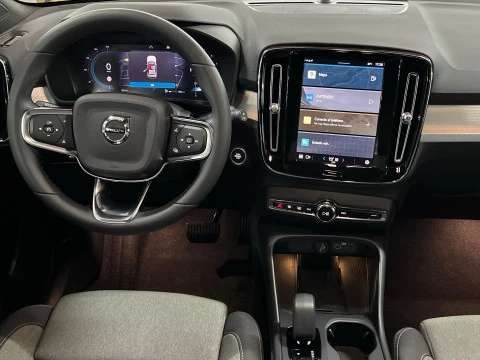 Volvo XC40 XC40 Core, B3 Mild Hybrid, Gasolina