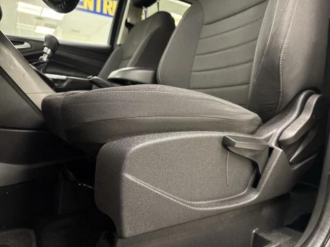 Ford Kuga 2.0 TDCI SANDS Trend 4x2 110 kW (140 CV)