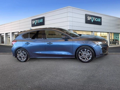 Ford Focus 1.0 Ecoboost MHEV 114kW ST-Line Auto