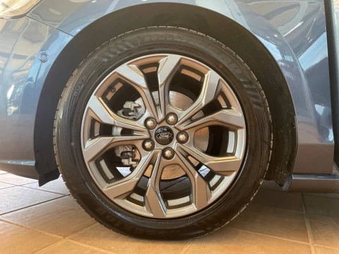 Ford Focus 1.0 Ecoboost MHEV 114kW ST-Line Auto