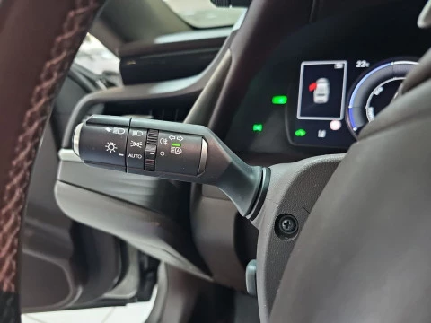 Lexus ES 2.5 300h Business