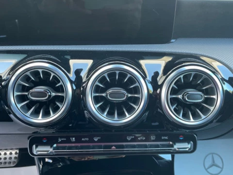 Mercedes-Benz Clase A  180 d Compacto