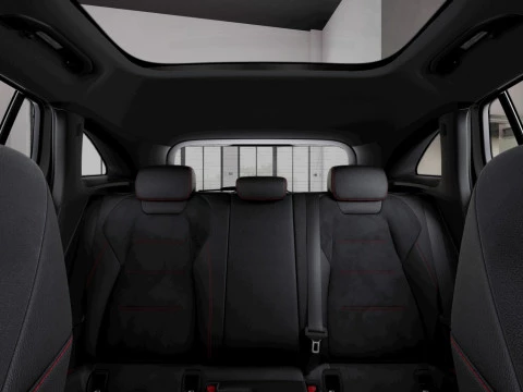 Mercedes-Benz GLA  200 d