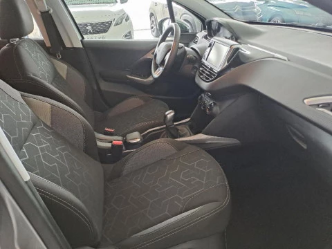 Peugeot 2008 1.2 PURETECH 81KW S&S STYLE 5P