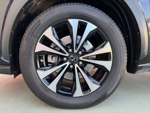 Lexus NX 300h F Sport Panoramico 4WD 145 kW (197 CV)